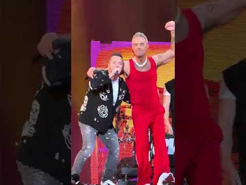 Robbie Williams ft Five - Keep on movin' (Britpop tour live Emirates Stadium London 06.06.2025)