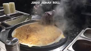preview picture of video 'STREET FOOD IN NANCHANG CHINA / Dosa / jirou jidhan roll'