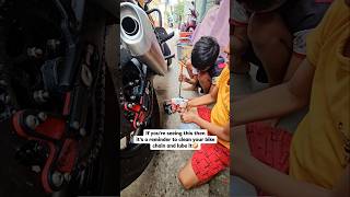 Download lagu Triump chain clean and lubing #bike #speed400 #chaincleaning #chainlube #viral mp3