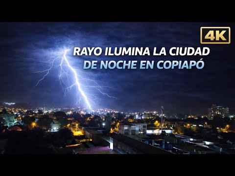 Relámpago y trueno potente en Copiapo - sistema frontal atacama abril 2026