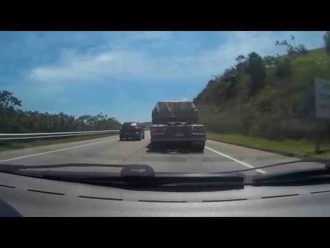 Imprudência BR 101 RJ - Ultrapassagem