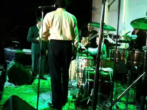 Descarga:Ismael Miranda y El Canario (17-3-2012)