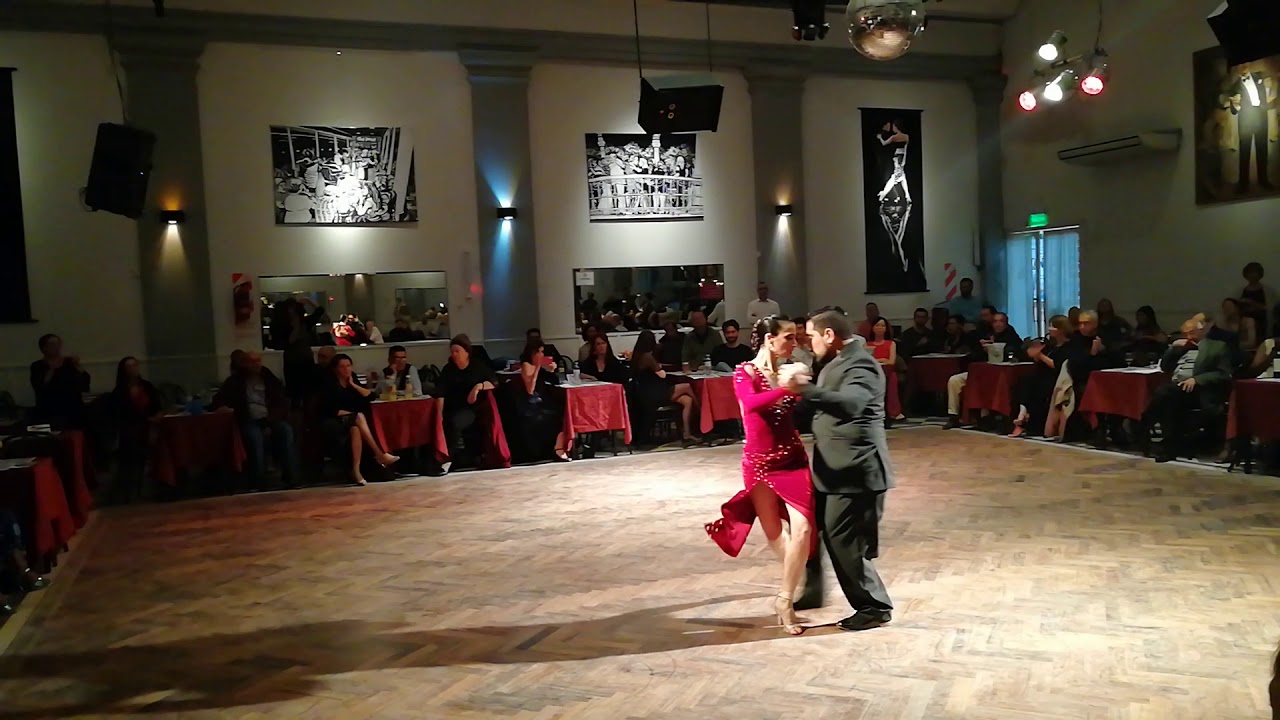 Leonel Mendieta & Natalia Hassan - "El Último Café" with Los Herederos del Compás