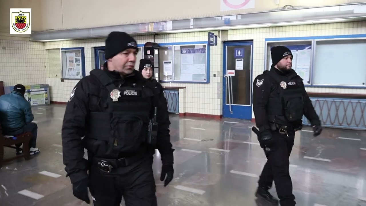 Městská Policie Cheb - I naše město má bezdomovce