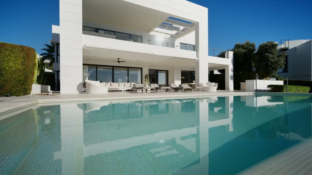 Villa à vendre à Haza del Conde, Nueva Andalucia