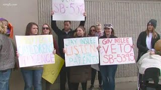 Sex education bill prompts protests at WA Capitol