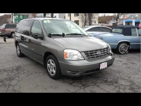 2005 Ford Freestar SE