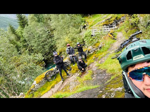 Napen stryn emtb# folven camp emtb with the boys. 🤙🏻