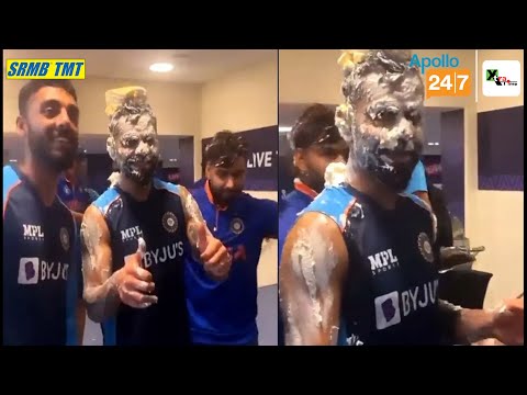 Whom did Kohli feed the first piece of birthday cake in the Indian dressing room?