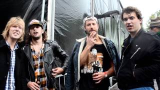 Hoi Esha (Go Back To The Zoo)