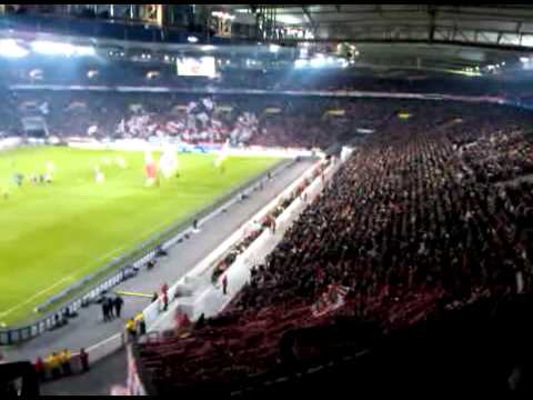 VFB Stuttgart - FC Bayern 11.12.2011 -Pyro im Bayernblock
