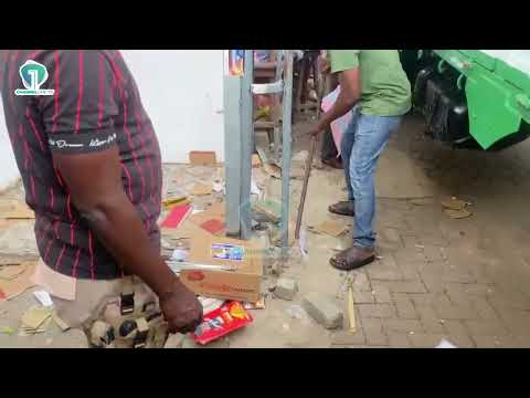 Ho Market Clears Stores and Containers to Create Space for Traders