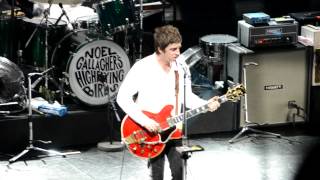 Noel Gallagher&#39;s High Flying Birds - a Simple Game of Genius Live  in Seoul 2012
