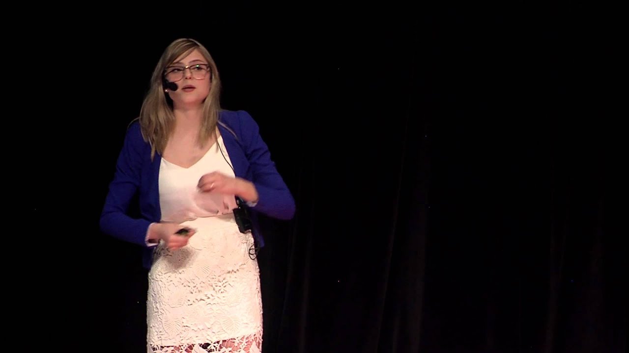From the madness of dreaming to the challenge of conquering | Raíssa Müller | TEDxLaçador