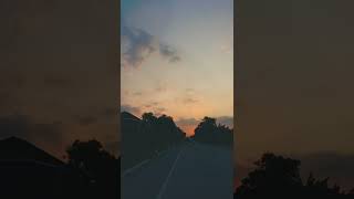 Download lagu Story WA Perjalanan | DJ Close Your Eyes X Bangun Tidur Selfi - DJ Kunam mp3