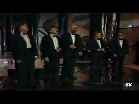 Grupa Urnebes Sviri Tivko