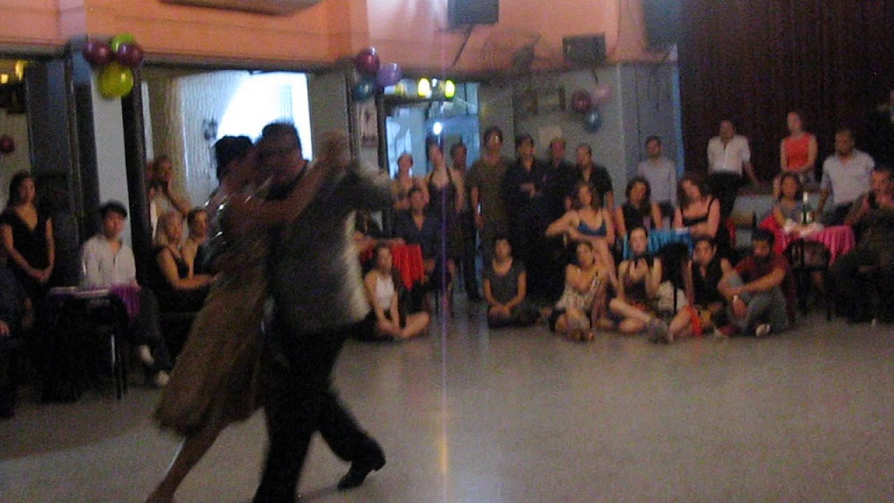 JULIO BALMACEDA y VIRGINIA VASCONI en Viva La Pepa Milonga (4/4)