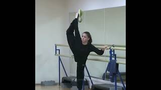 Download lagu Kamila Valieva - heartbreaking story about the reality of figure skating abuse mp3