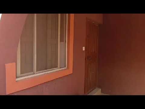 Block of 2 bedroom flat of bungalow of 3 uni. AyoboNote agency 10 % of my brokerage fees 18.5 m