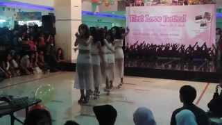 ZISTAR (SISTAR Dance Cover) - Something + One Way Love at Korean First Love Festival [140216]