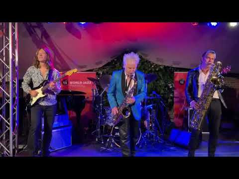 Dulfer's Total Response ft. Boris van der Lek - Mickey Mouth