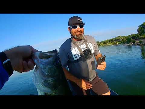 Bass Fishing the morning and done!! Lake Whitney in 3 hours