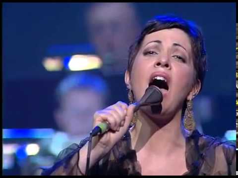 Haja O Que Houver - MADREDEUS & Flemish Radio Orchestra - EUFORIA (LIVE) (2002)