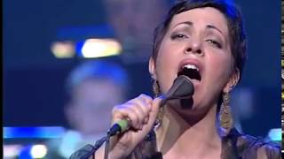 Haja O Que Houver - MADREDEUS &amp; Flemish Radio Orchestra - EUFORIA (LIVE) (2002)