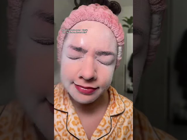 Vídeo relacionado con Michael Todd Beauty Sonicsmooth Pro+ Dermaplane - Maquinilla de afeitar para mujer con sistema de dermaplaning de corte de cejas y cara con luz LED, removedor de pelusas de melocotón, 16 cuchillas de