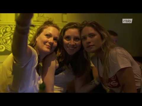 Fisch sucht Fahrrad - Berlins größte Single-Party @ rbb | "Berlin bei Nacht erfahren"