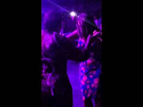 Las Mujeres Estan de Moda