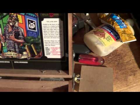 Build an artist painting box from a cigar box