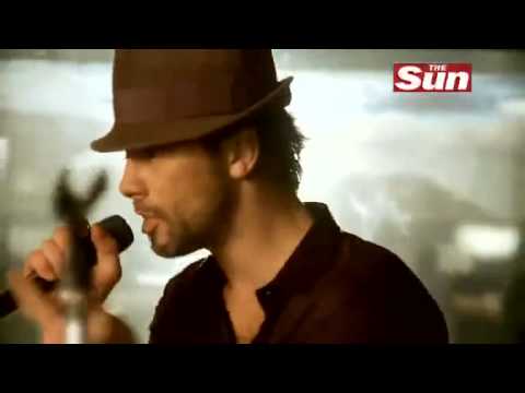 Jamiroquai - Rock Dust Light Star (live session 2011)