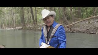 Los Invasores de Nuevo León - La Casa en Venta (Video Oficial)