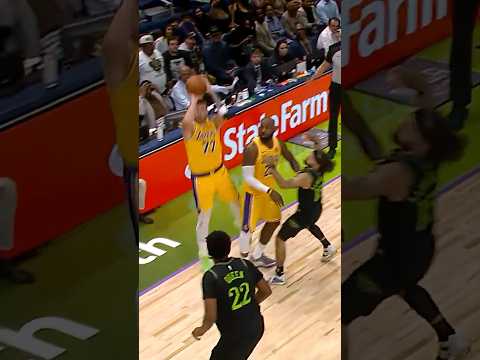 Luka MAGIC at the Buzzer #lakers