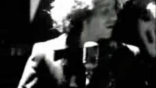 Andres Calamaro - Me arde - Video Clip