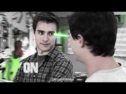 Dion - Daddy Issues (Diego y Leon)