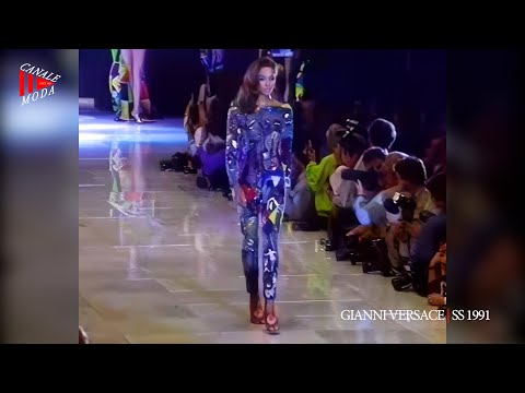 GIANNI VERSACE Spring 1991 Milan