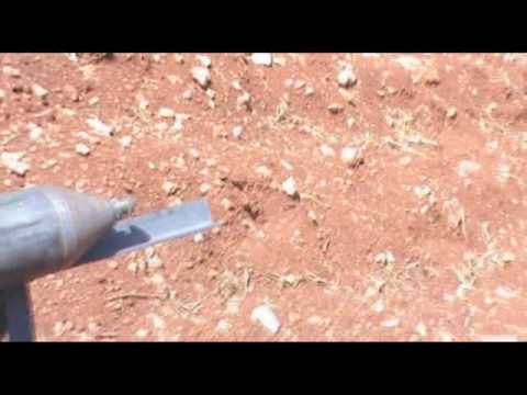 تجهيز وتحضير منصة لإطلاق صواريخ محلية الصنع باتجاه نقاط قوات النظام في الفوج 46 من قبل كتائب الإسلام