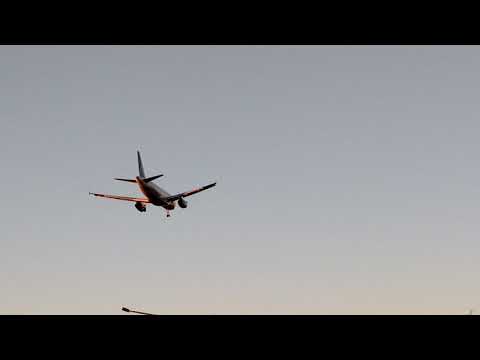 Plane coming in to land at Chicago O'Hare 1/13/18