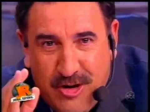 Ratinho mete o pau na igreja do Bispo Waldemiro Santiago