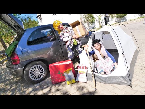 Komik video. Mukadder ve Mukaddes yolda kalıp kamp kuruyorlar! Eğlenceli oyunlar!