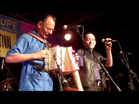 Flaco Jimenez and Santiago Jimenez Jr. reunion "Cada vez que cae la tarde"