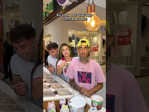 Se eu na sou feliz ninguém é🥲