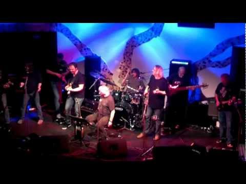 16. Vladimír Mišík & ETC - Špejchar blues [HD]