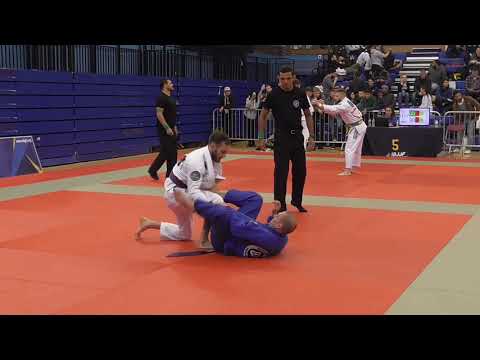 Christopher Newman vs Bartlomiej Somiak - FINAL - IBJJF London Winter Open 2018 - Purple Master 1