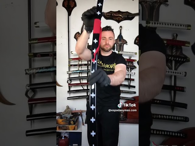 Vídeo relacionado con AMONT - Réplica de Katana Japonesa en Bambú - Modelo Shusui Wado en Madera - Serie One Piece - 104 Cm