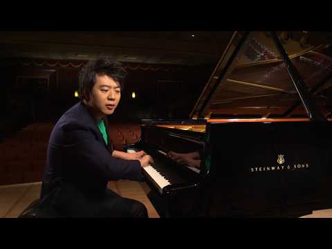Find out what technique Lang Lang uses to play legato on the piano