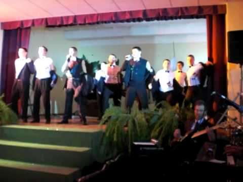 Vėtrungė, choru karai - Vaikinų pasirodymas.