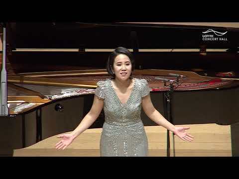 Hye Jung Lee sings "Sweeter than Roses" by H. Purcell